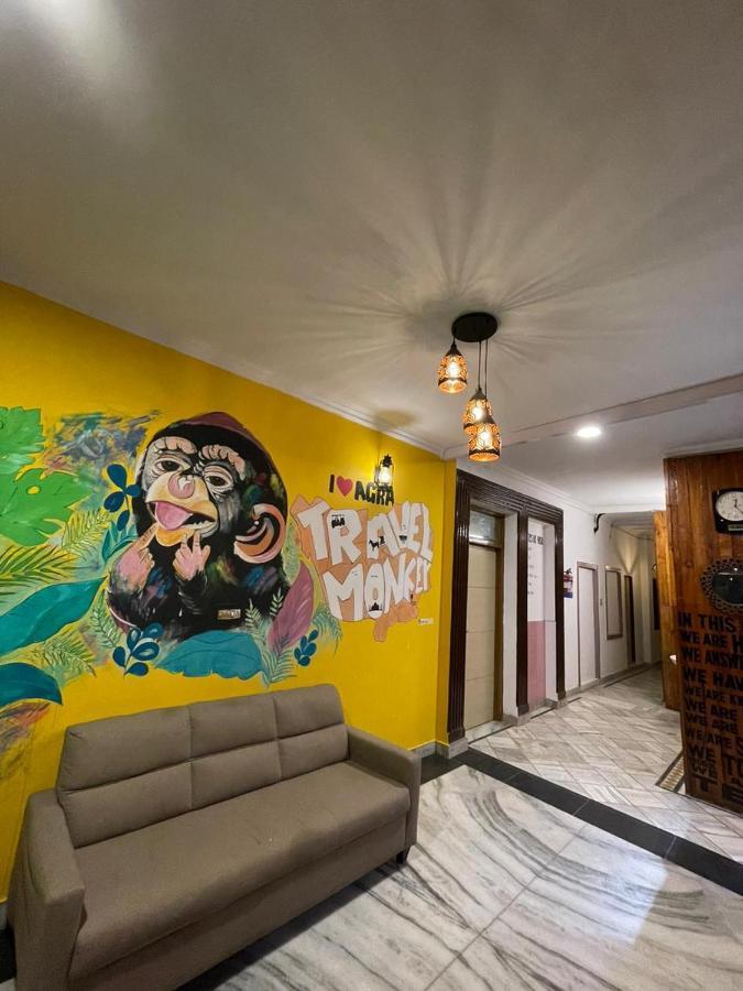 Travel Monkey Hostel Agra  Esterno foto
