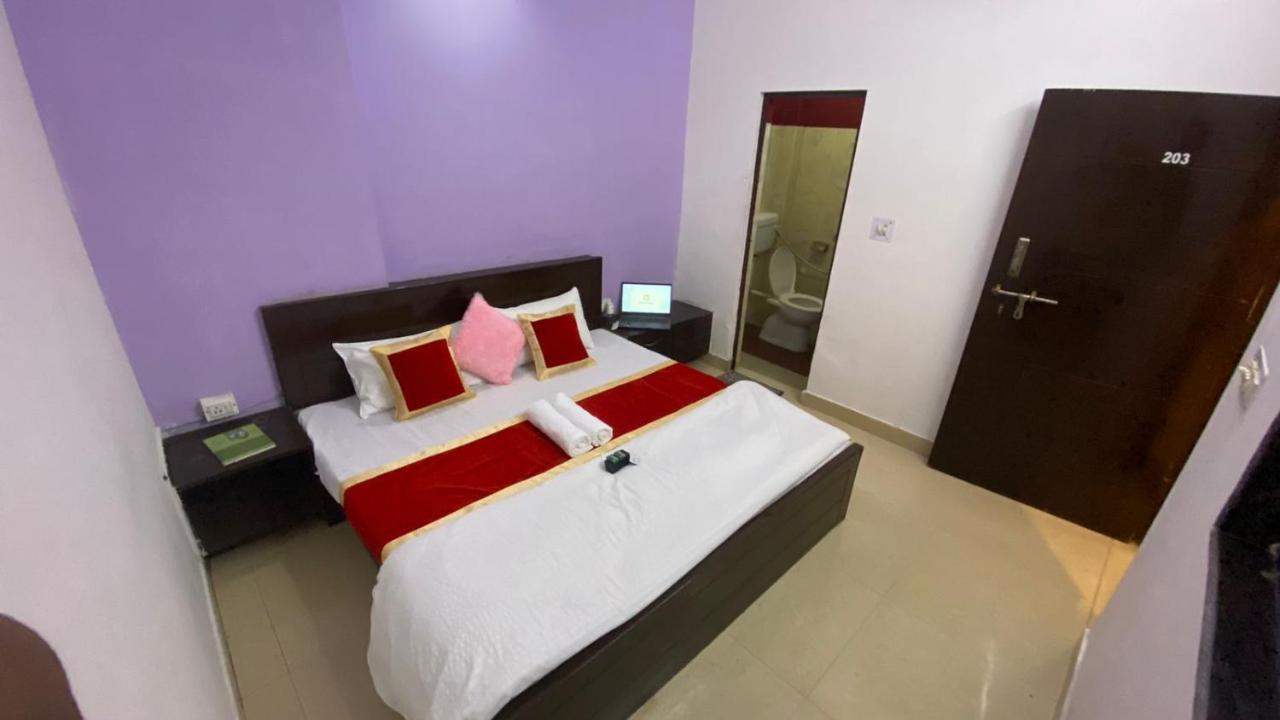 Travel Monkey Hostel Agra  Esterno foto