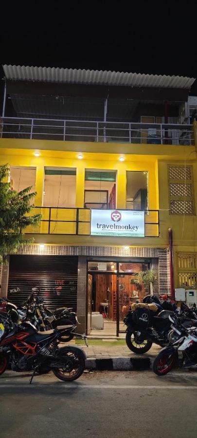 Travel Monkey Hostel Agra  Esterno foto